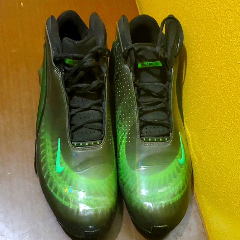 Nike shoes